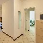 Casa Ospedale Asst Papa Giovanni Xxiii - Bg Centro Апартаменты *